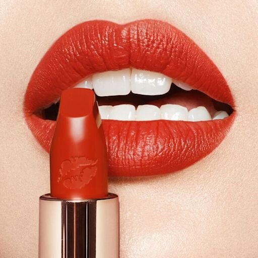 Hot Lips 2 RED HOT SUSAN