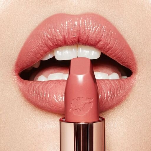 Hot Lips 2 NEUVERFÜLLUNG IN LOVE WITH OLIVIA