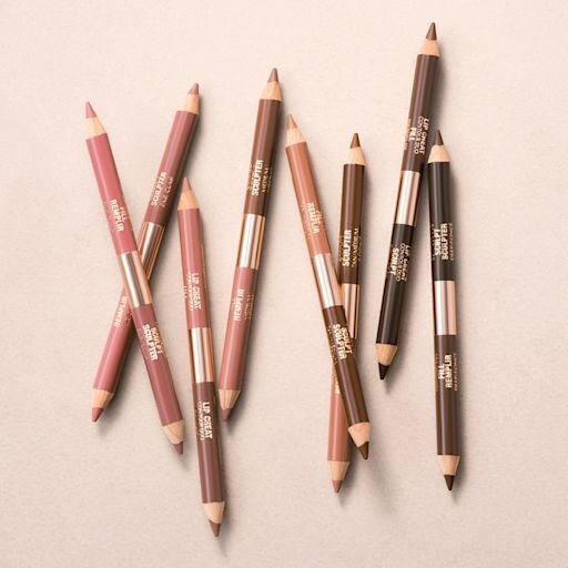 MAKE-UP-TASCHE MIT GEHEIMNISSEN ZUR LIPPENFORMUNG – LIPPEN-SET & MAKE-UP-TASCHE