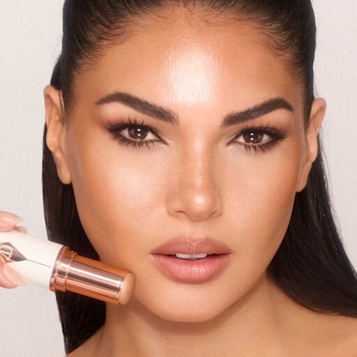 UNREAL SKIN SHEER GLOW TINT FEUCHTIGKEITSSPENDENDER FOUNDATION-STICK 7.5 MEDIUM